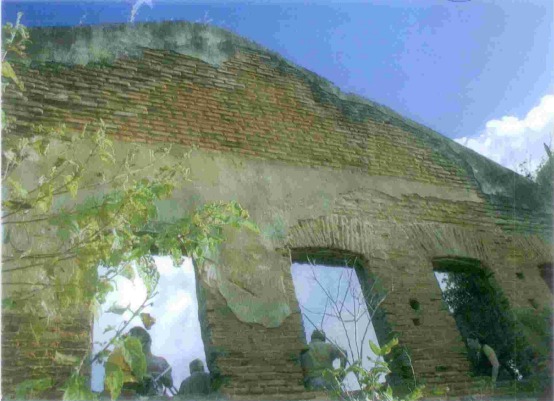 Imagem de parte das ruínas do casarão do guarapes.