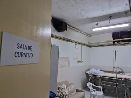 sala de curativo do centro de tratamento de queimados